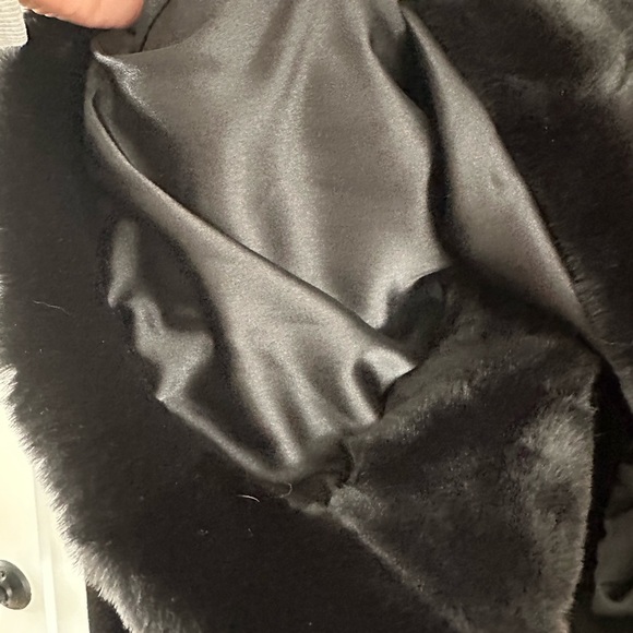 Velvet Faux-Fur Jacket - Picture 6 of 7